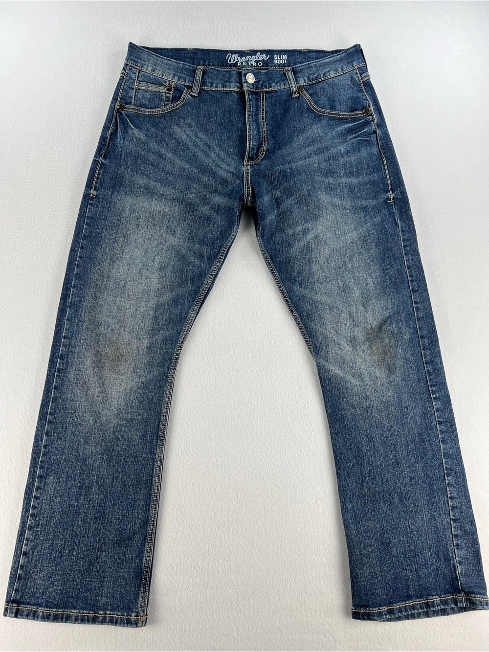 Wrangler Men's Medium Blue Straight Jeans